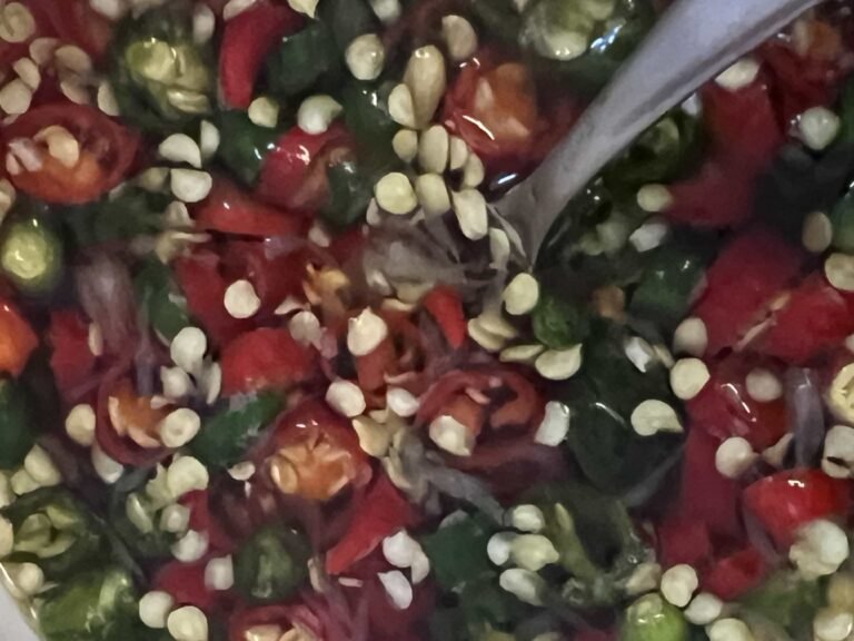 Original Thai Food Pad Krapao10 768x576