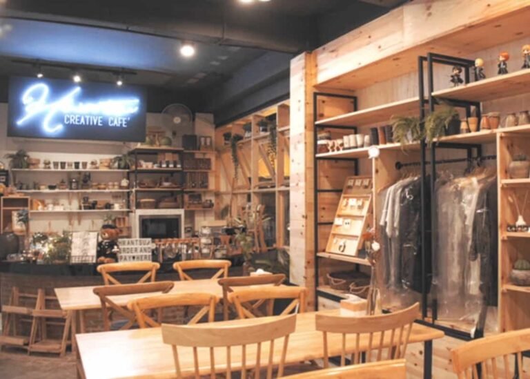 hwantsu creative cafe11 8.07.19 PM 768x549